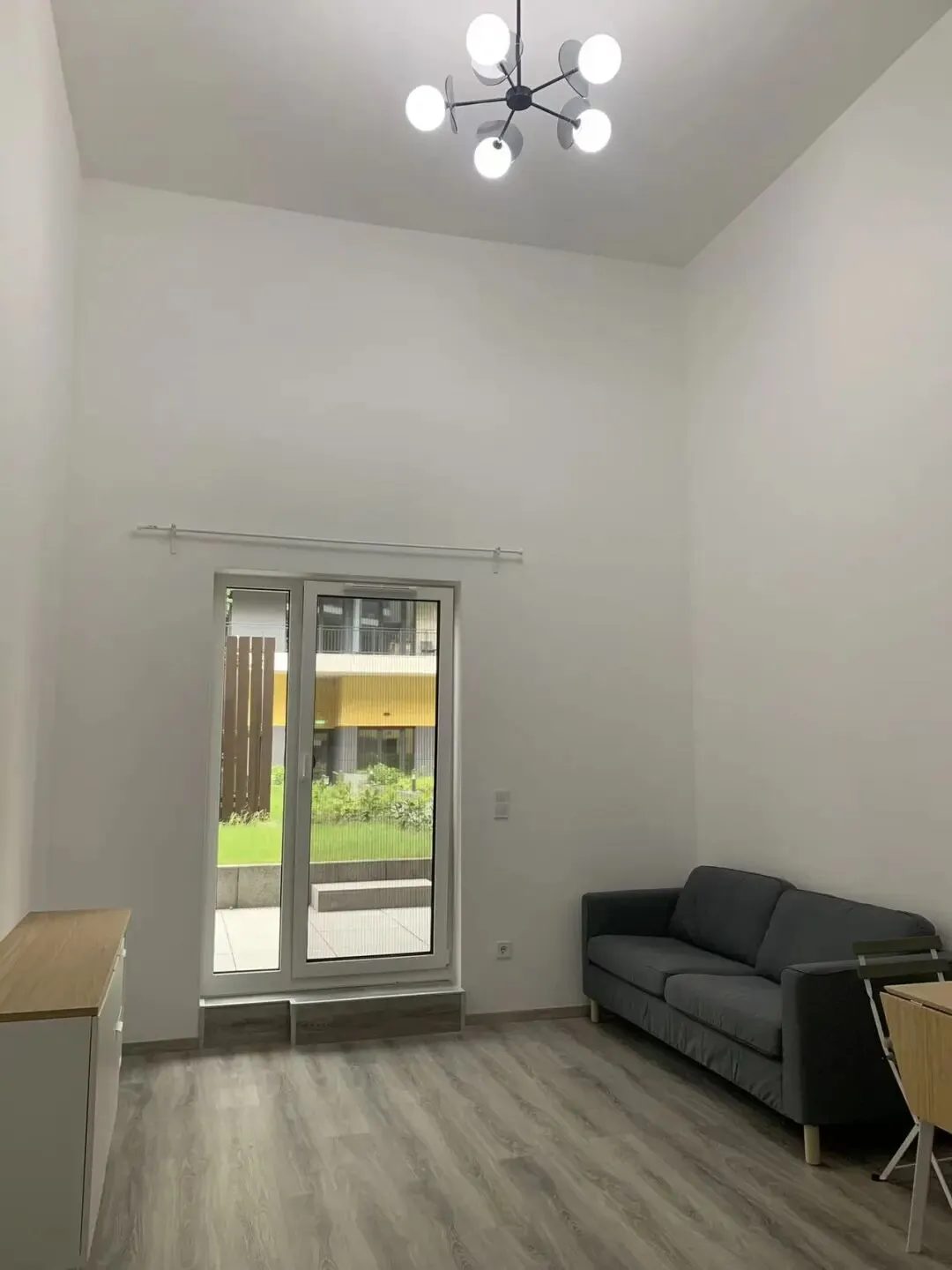 【守望房产】出租:13区 lehel 市场附近 westsidegarden 一室一厅新公寓 budapest, Lőportár köz 5 1134