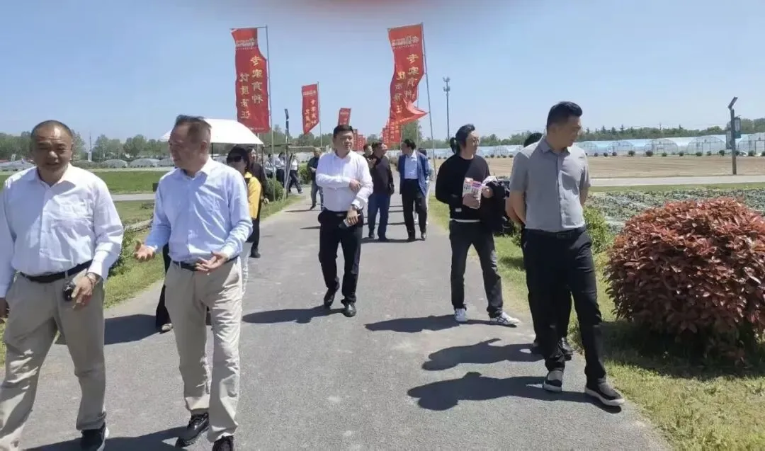 跨界融合启新篇 郑州营销行业协会双基地落户中原蔬菜乐园