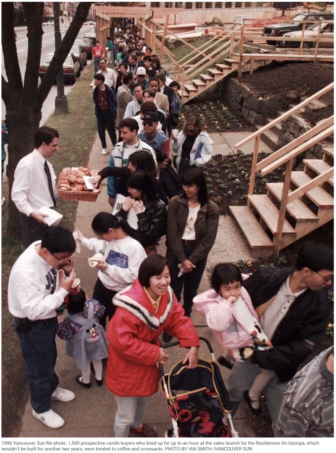 全崩了! 大温楼花市场"死透了" 去年只卖不到2000套 开发商亏本甩卖!