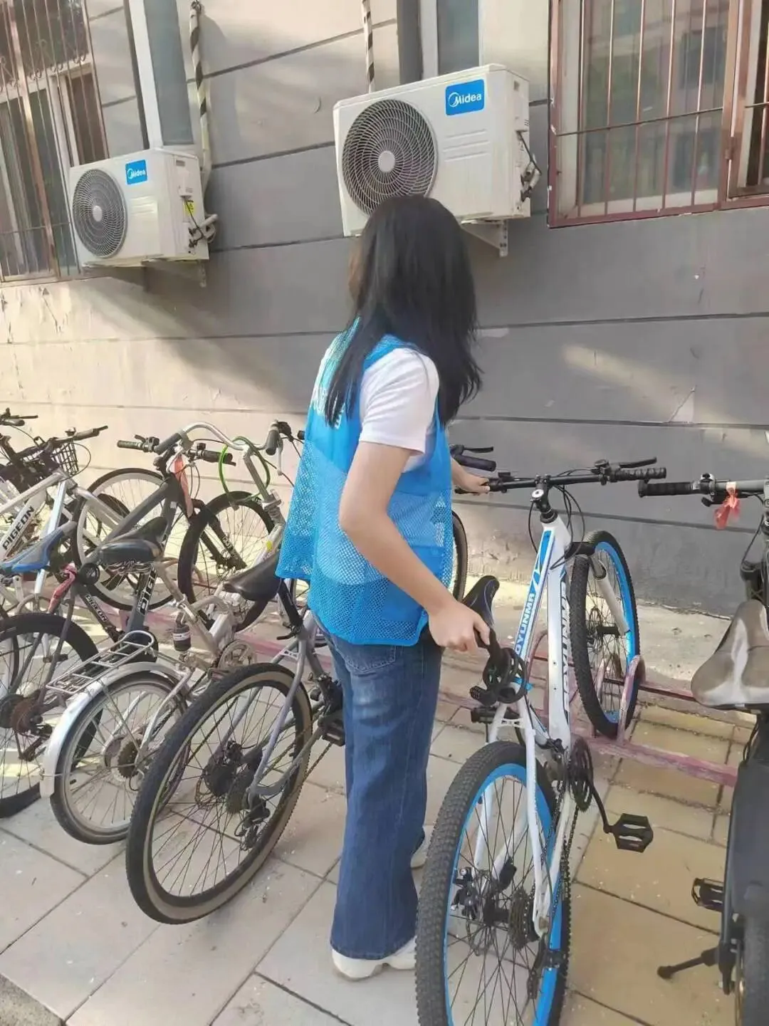 【计算机科学与技术学院】“美丽校园我建设”,校园建设我参与