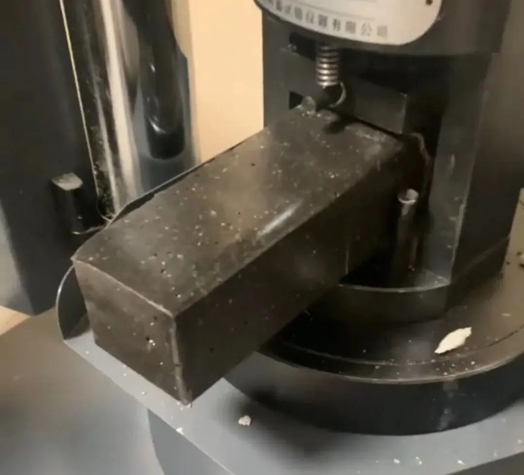 设备基础二次灌浆料怎么选?市场采购避坑+核心选择指南,工程人必看!