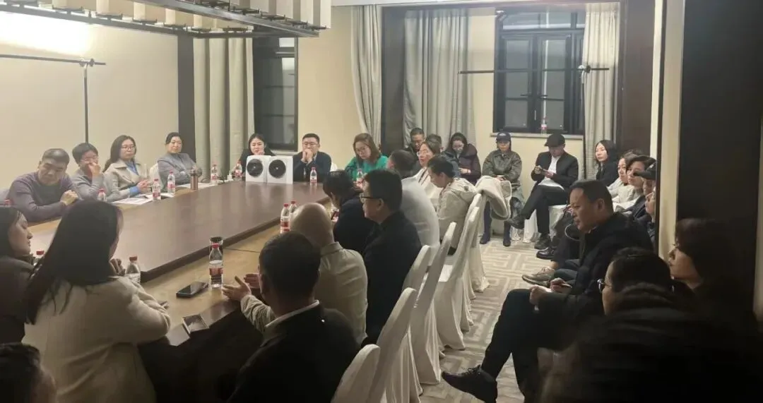 两会定调,市场引爆:四大模式解码“康养+地产+旅居”万亿生态