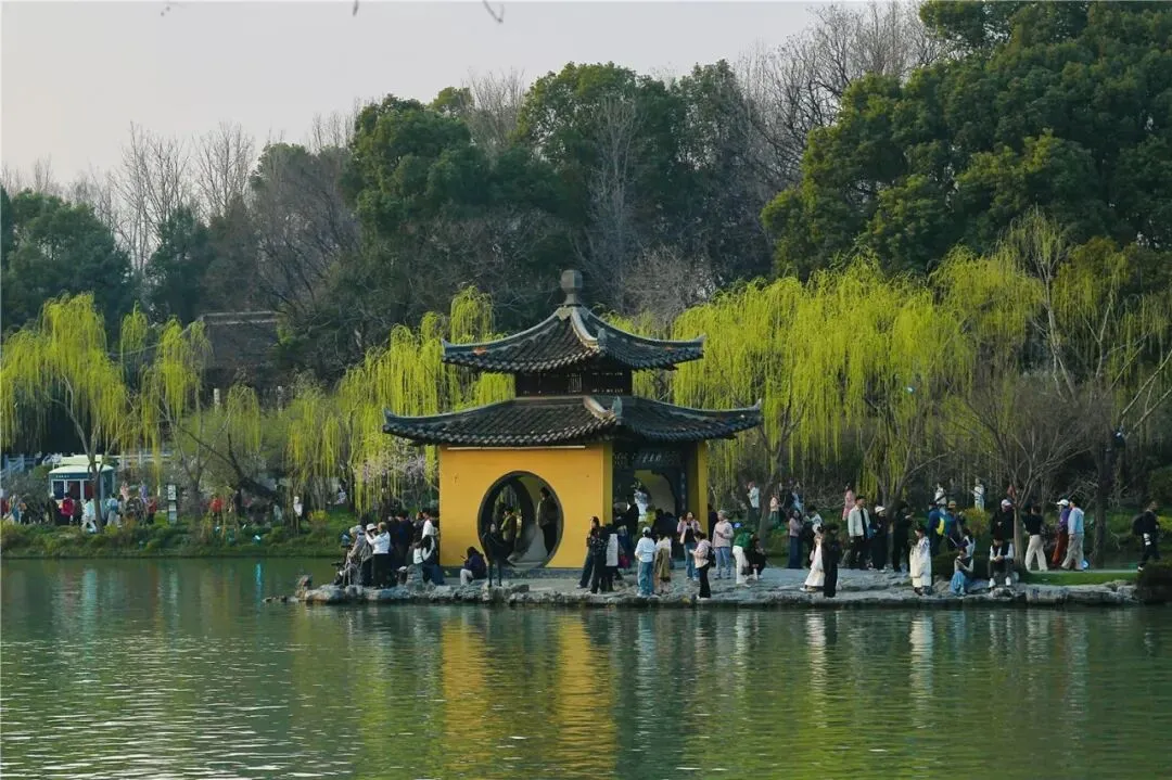 旅游高峰 扬州市区短租房、民宿市场火热