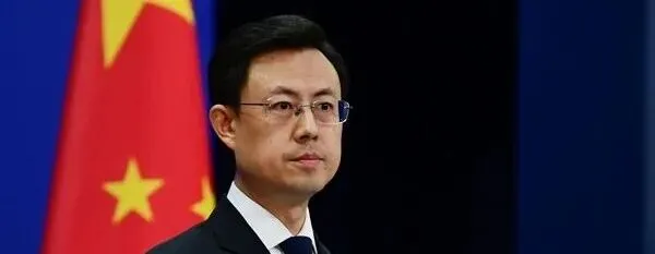 辽宁阜新一麻辣烫店员工捡地面菜品入碗,市场监管局介入调查