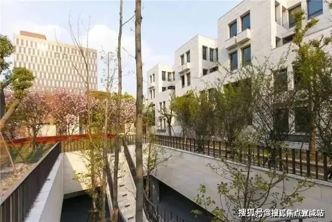 叠翠苑 | 叠翠苑 (营销中心) 官网 – 2026销售中心 (售楼处)-楼盘欢迎您 – 价格 / 户型 / 地址 / 环境 / 配套 / 交房时间 / 电话