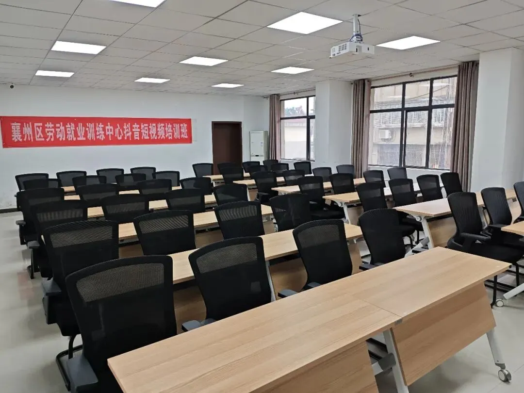 【招聘】东津汉江生态城地产营销中心招聘岗位:案场客服、案场秩序