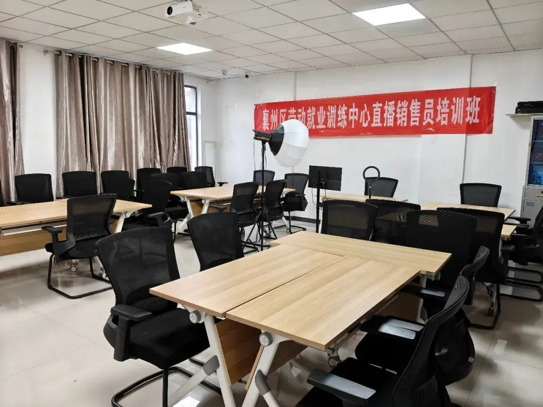 【招聘】东津汉江生态城地产营销中心招聘岗位:案场客服、案场秩序