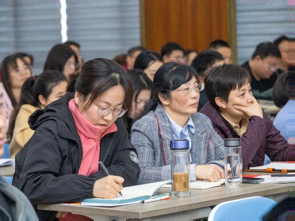 黄桥镇商会成功举办新媒体营销实战培训