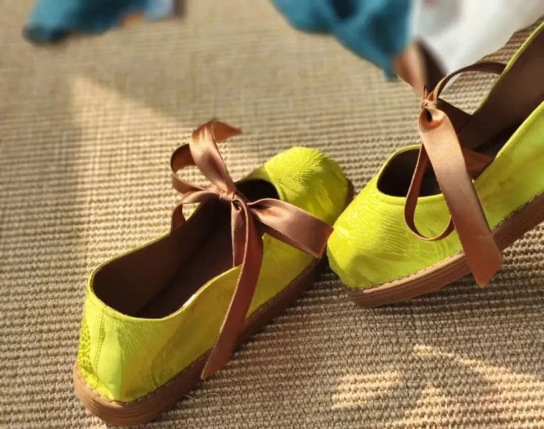 古制归雅,新韵入常|新中式布鞋市场趋势与非遗合作全案