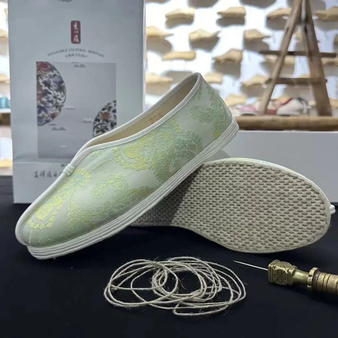 古制归雅,新韵入常|新中式布鞋市场趋势与非遗合作全案