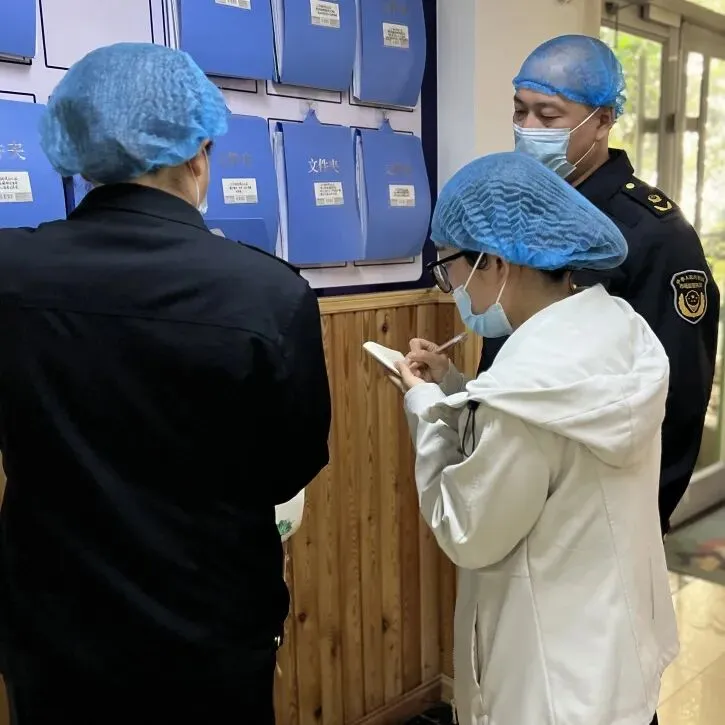 严把幼儿饮食安全关,市场监管局深入汇文铂金湾幼儿园开展季度检查