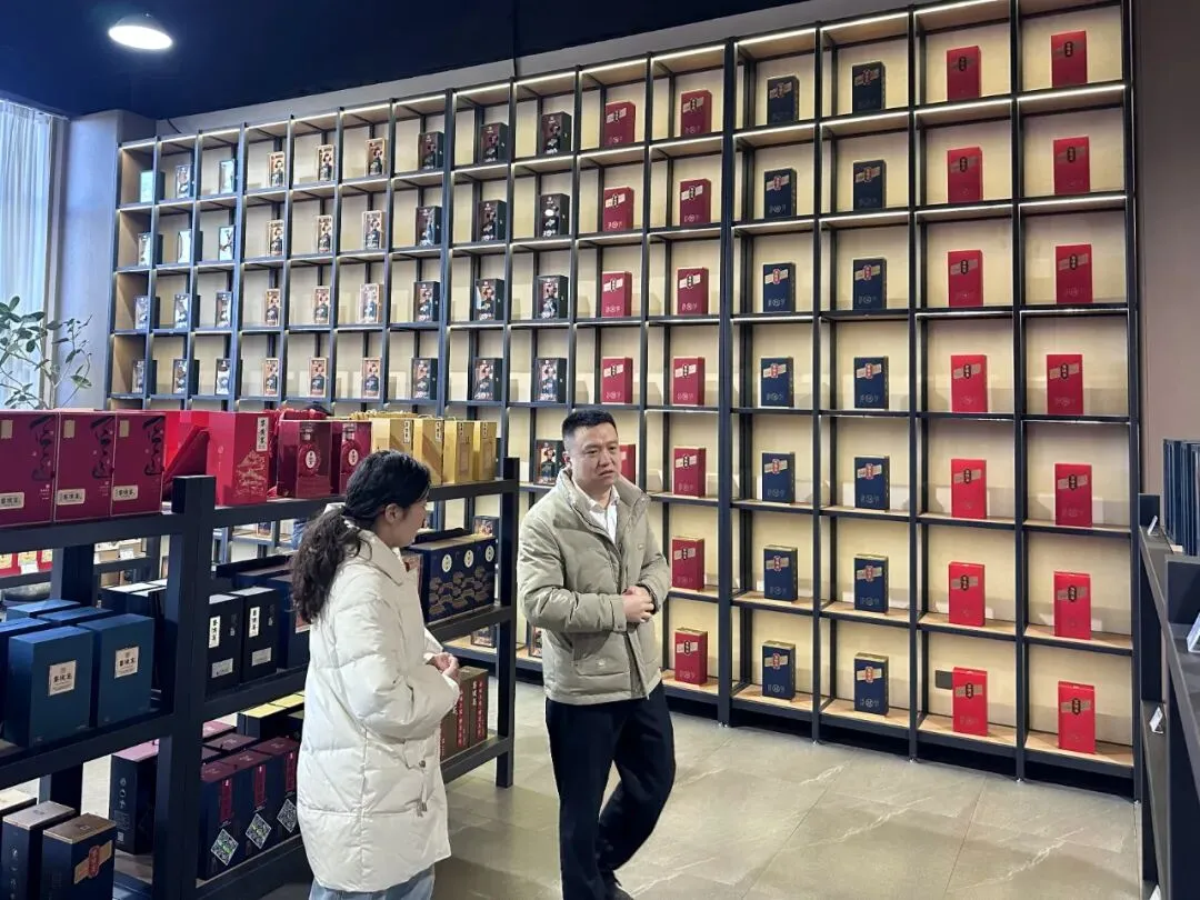 从车间到市场 黎城农商银行助力黎侯宴突破产能瓶颈,让太行酒香飘更远!