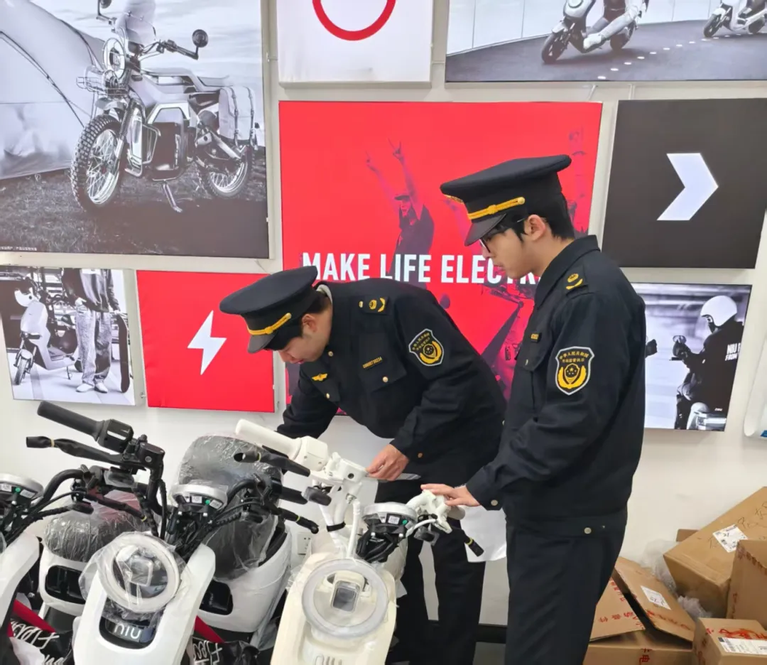 【联合执法】江湾市场监管所会同公安部门开展电动车非法拼改装夜间联合执法