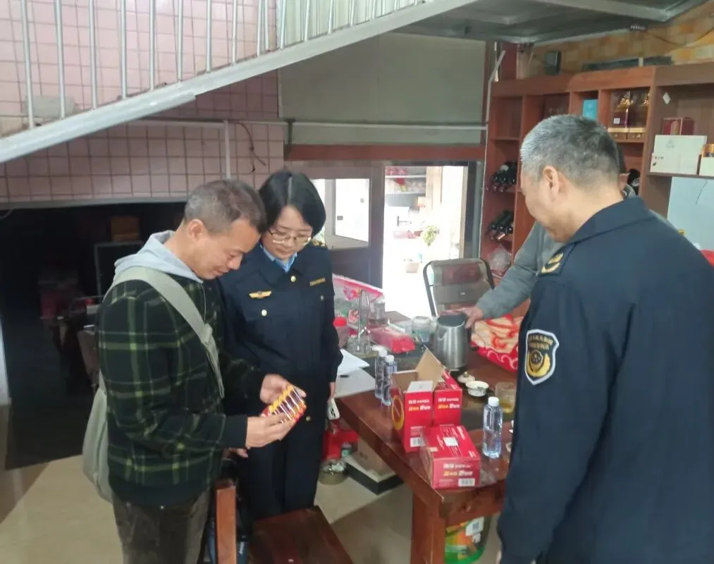 洛阳镇市场监督管理所开展商标侵权专项整治行动