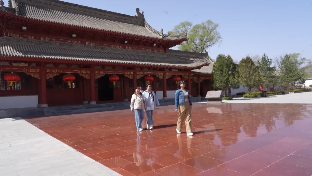 静宁:赏花热叠加红色游 文旅市场释放新动能