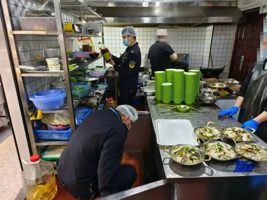 西山市场监督管理所重拳整治网络餐饮乱象