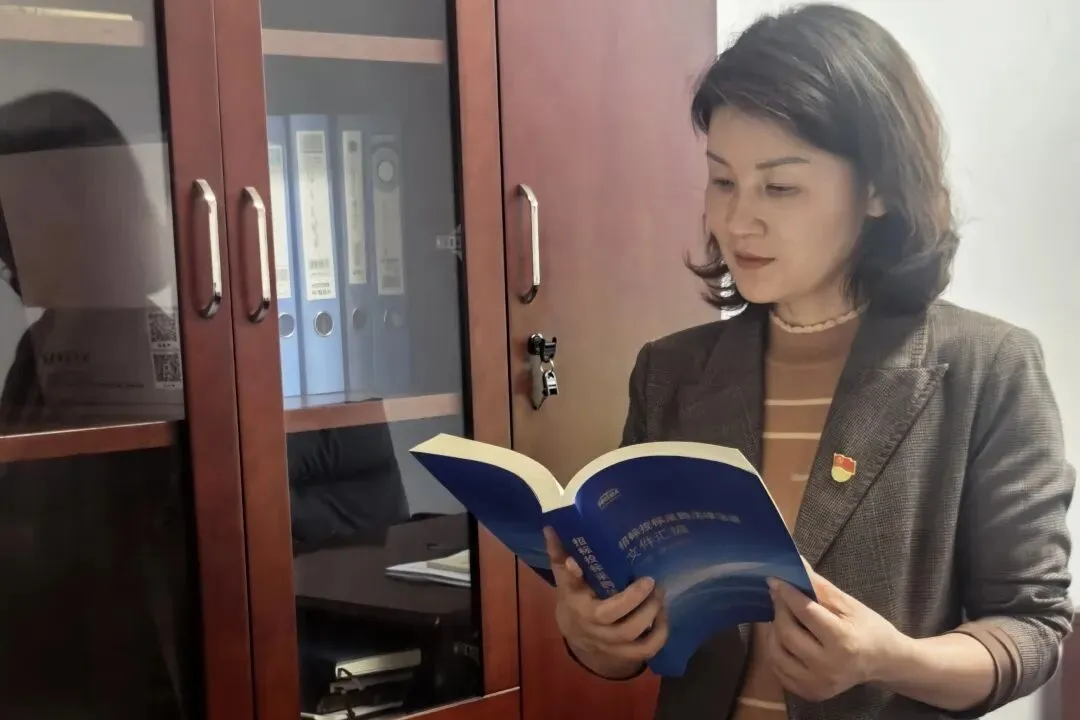 榜样力量│李智群:深耕营销砺初心,巾帼建功绽芳华