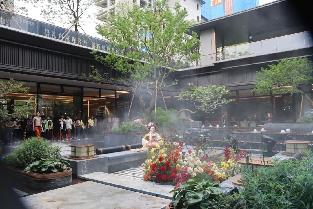 “节”报 | 佛山容桂新有中路79号项目营销中心及展示区完工开放