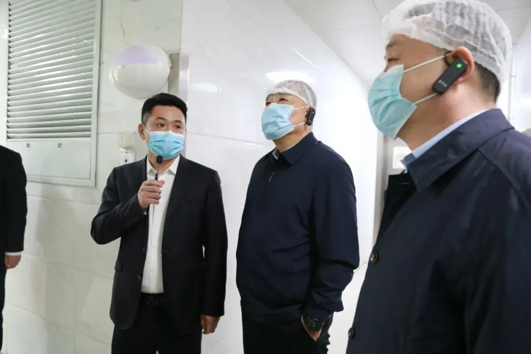 历城二中 · 山东省市场监督管理局到我校查看食品安全主体责任落实情况