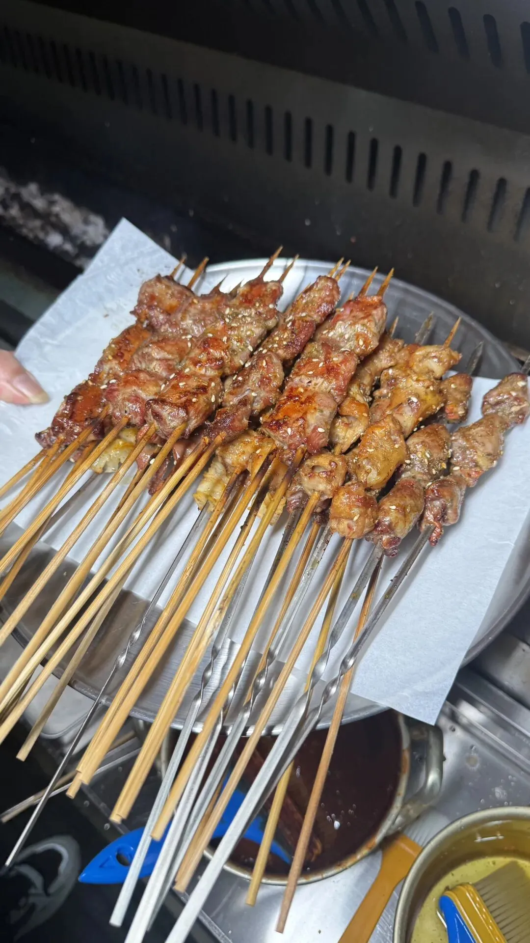 不出平谷吃蓟州!平翔园小市场这家金炙小馆,石炮沟小炒+老牌烧烤太绝了