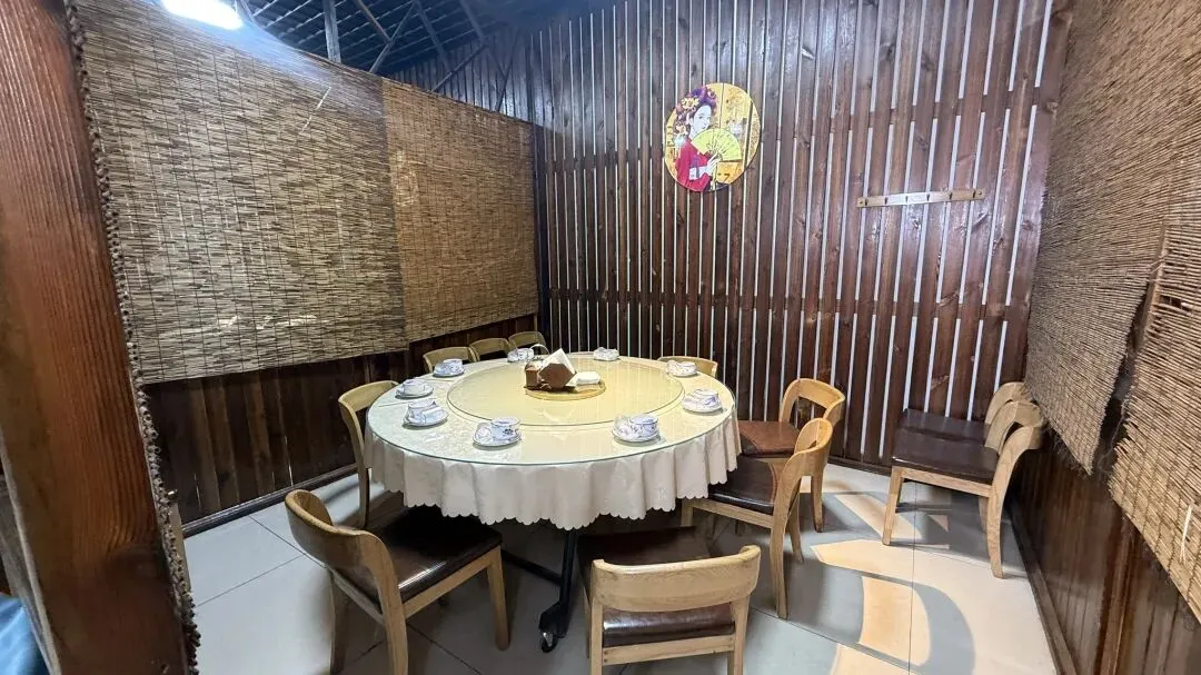 不出平谷吃蓟州!平翔园小市场这家金炙小馆,石炮沟小炒+老牌烧烤太绝了