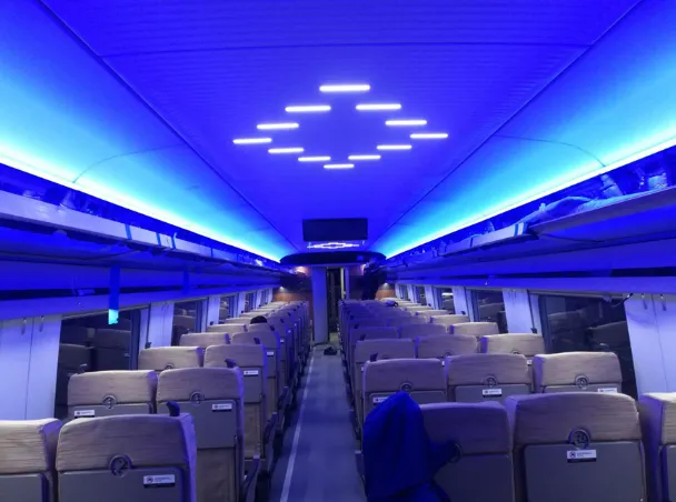 千亿市场的“黄金泡沫”:聚酰亚胺产业化应用全景解析