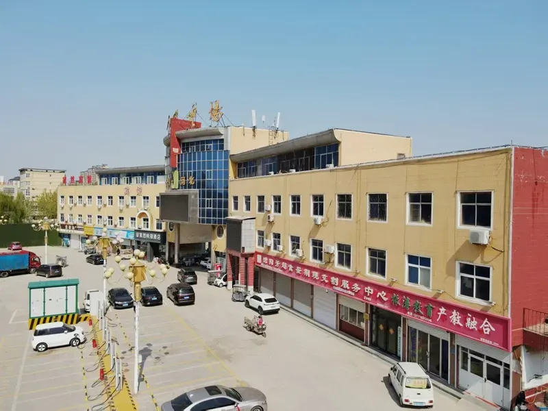 金凤市场:让我最后再看你一眼!!!