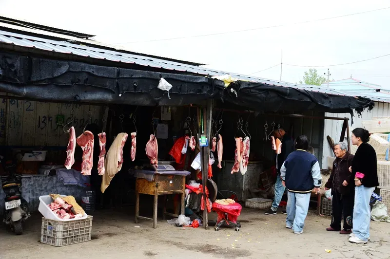 金凤市场:让我最后再看你一眼!!!