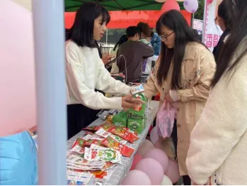 经济管理学院|“校企合作促双赢,实战营销展风采”展销会圆满落幕