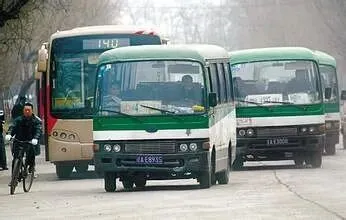 沈阳小公汽彻底退出运营市场(2009.10.17)