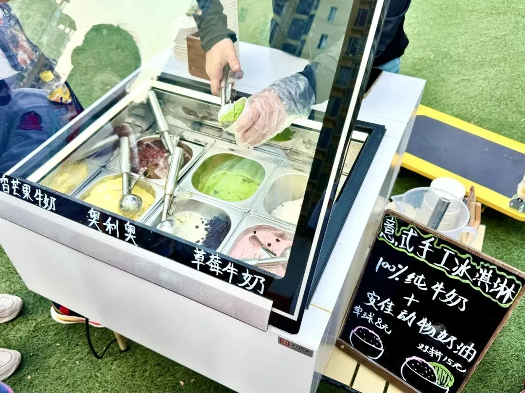 精打细算小掌柜 欢声笑语大市场|海南昌茂花园学校小学部隆重举行“跳蚤”主题实践活动