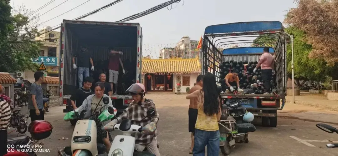 爱心助农|椰海市场采购旧州滞销冬瓜,既暖乡村又稳菜篮