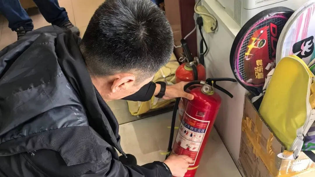 穆棱市开展文化市场专项安全排查