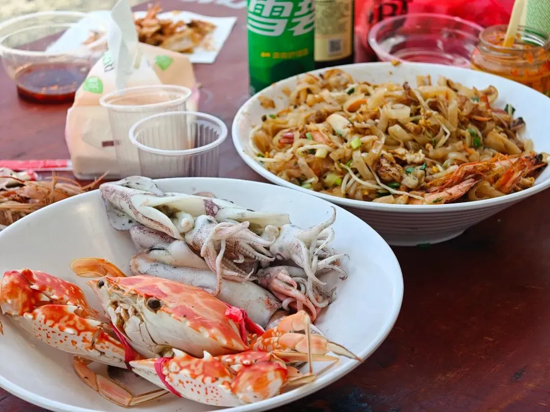 涨潮出海,退潮开锅!湛江“预约制”海鲜市场现捞现吃