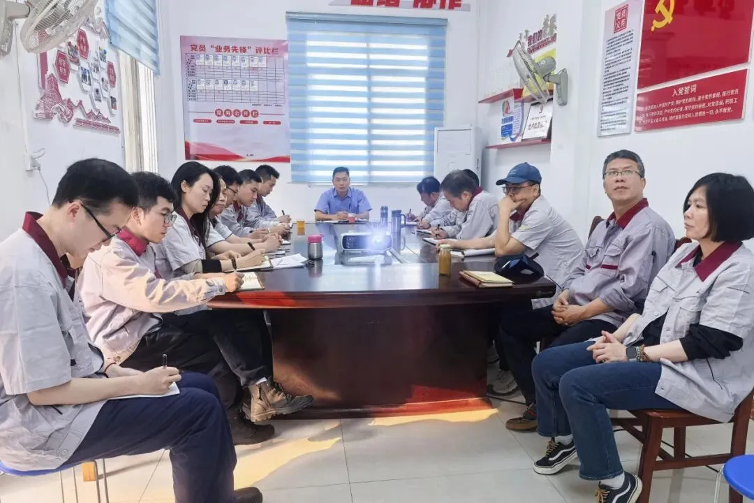 要尽职有担当,要创新闯市场!