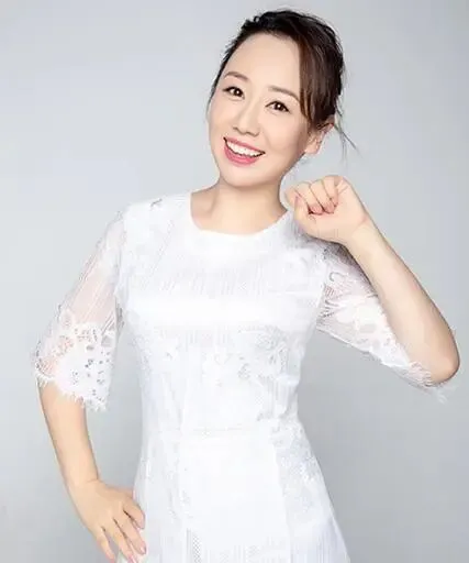 【全球鬼才营销系列】第四期:1997年,24岁穷小子花5000元买个专利,靠“洗脑广告”狂赚4.5亿:背背佳的疯狂往事