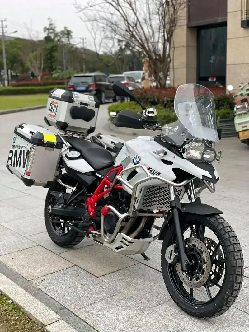 二手市场里的“宝藏车”:宝马F700GS,依旧是“扛把子”的存在,为什么十年后依然抢手?