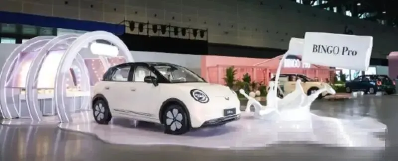 5.88万起抢占代步市场 五菱缤果Pro能否再次搅局小型车圈