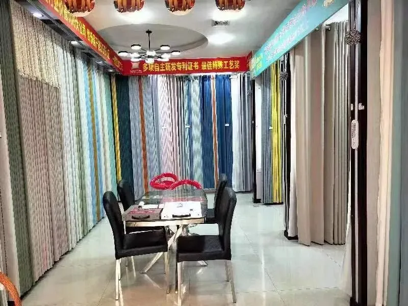 【市场品牌推荐】皇家罗兰墙布