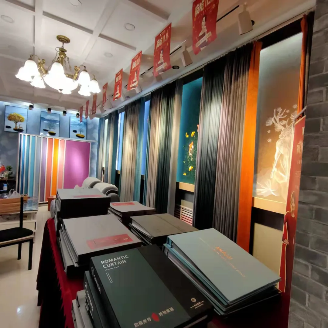 【市场品牌推荐】皇家罗兰墙布