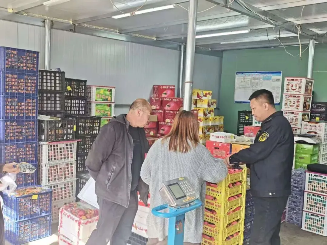 【快检】林西县市场监管局开展农批市场食用农产品“天天检”工作