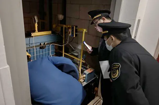 【曹杨“市”角】安全第一“部”!曹杨市场所全力守护居民乘梯安全→