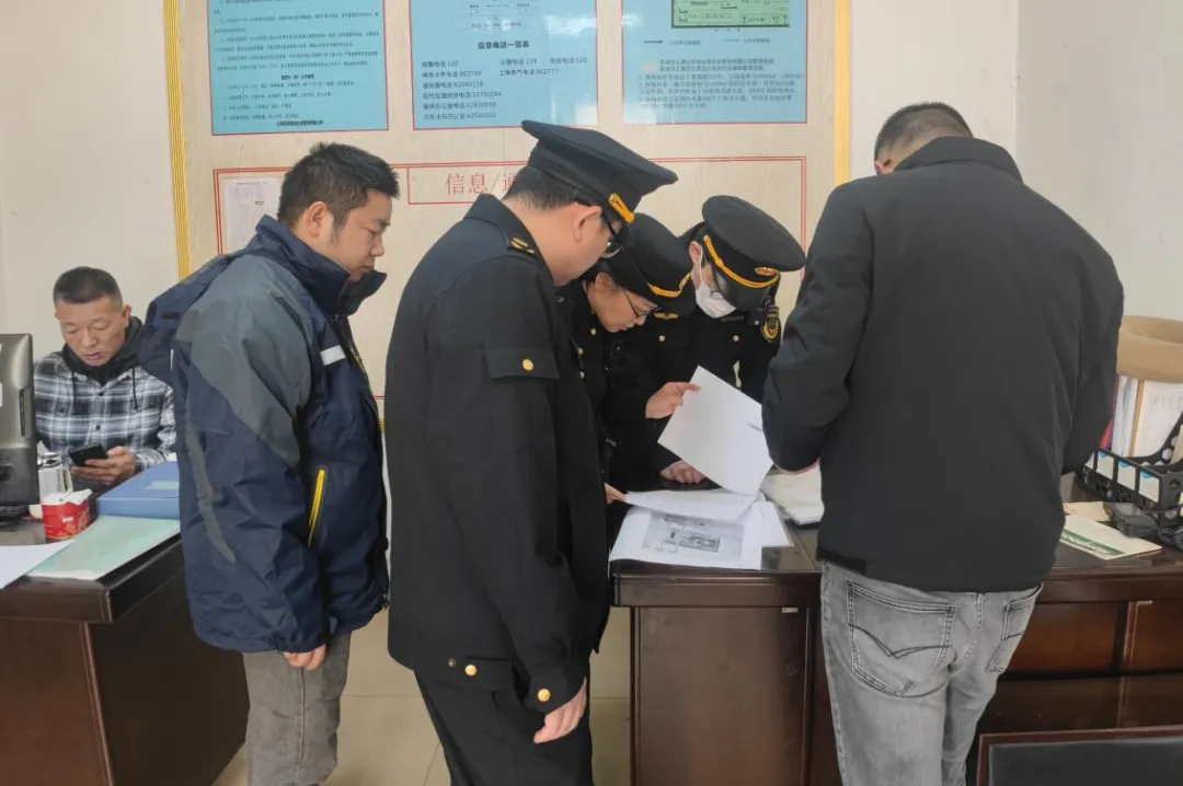 【曹杨“市”角】安全第一“部”!曹杨市场所全力守护居民乘梯安全→