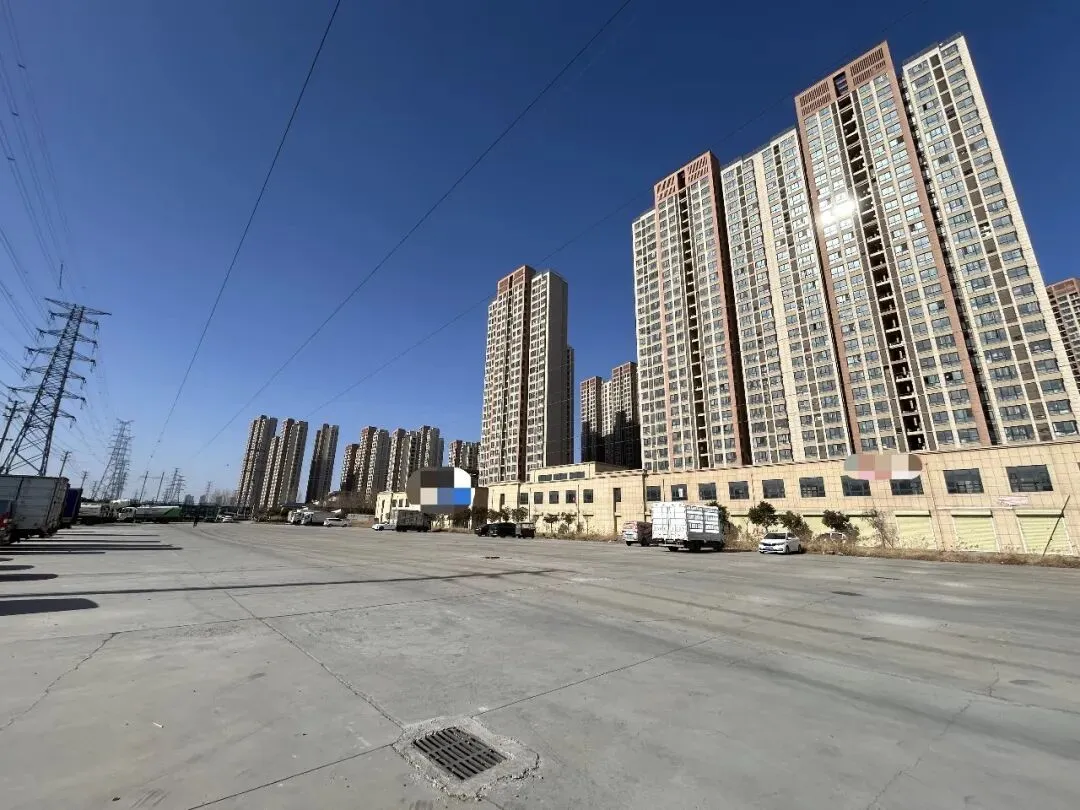 农贸市场 / 超市 / 温泉洗浴首选! | 215郑州社区稀缺底商火爆招租,3 万常驻人口 + 3亩开阔广场!