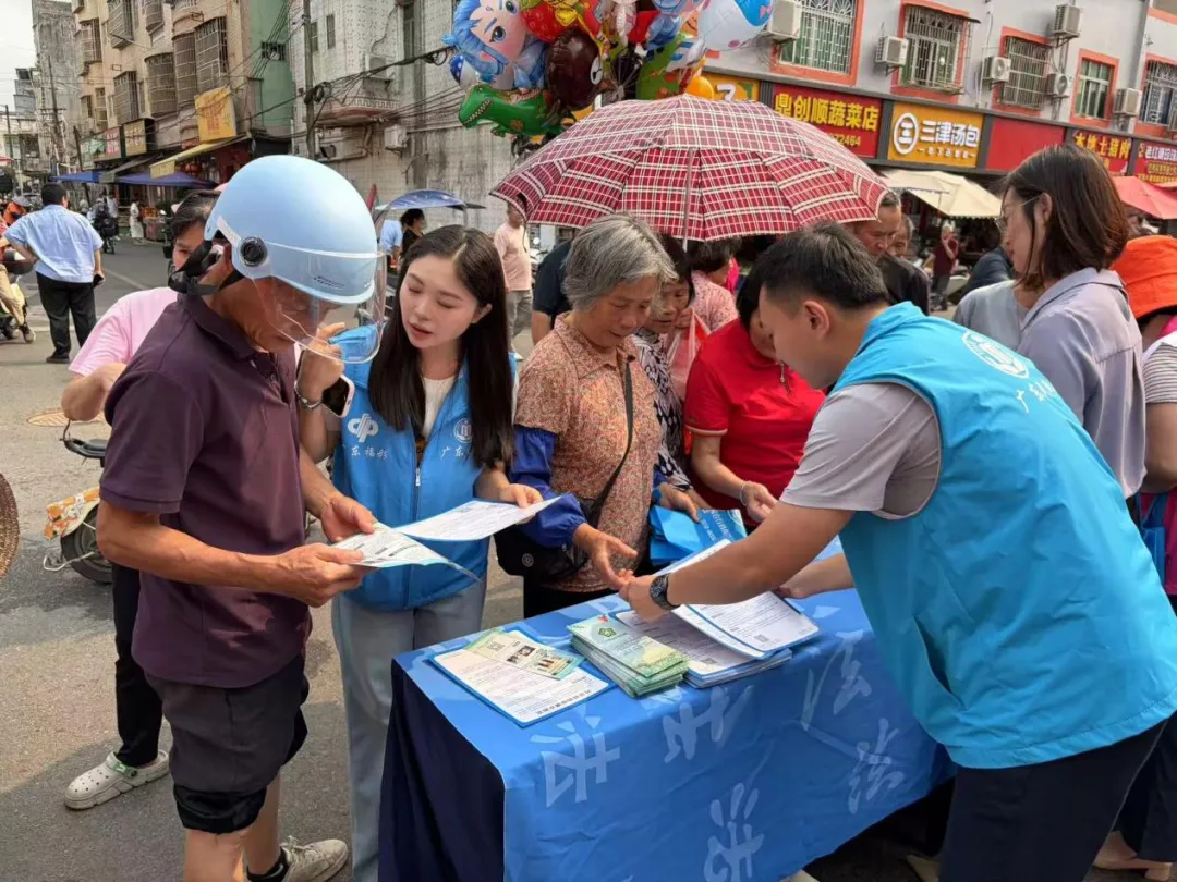 政策宣讲进市场 救助惠民暖人心