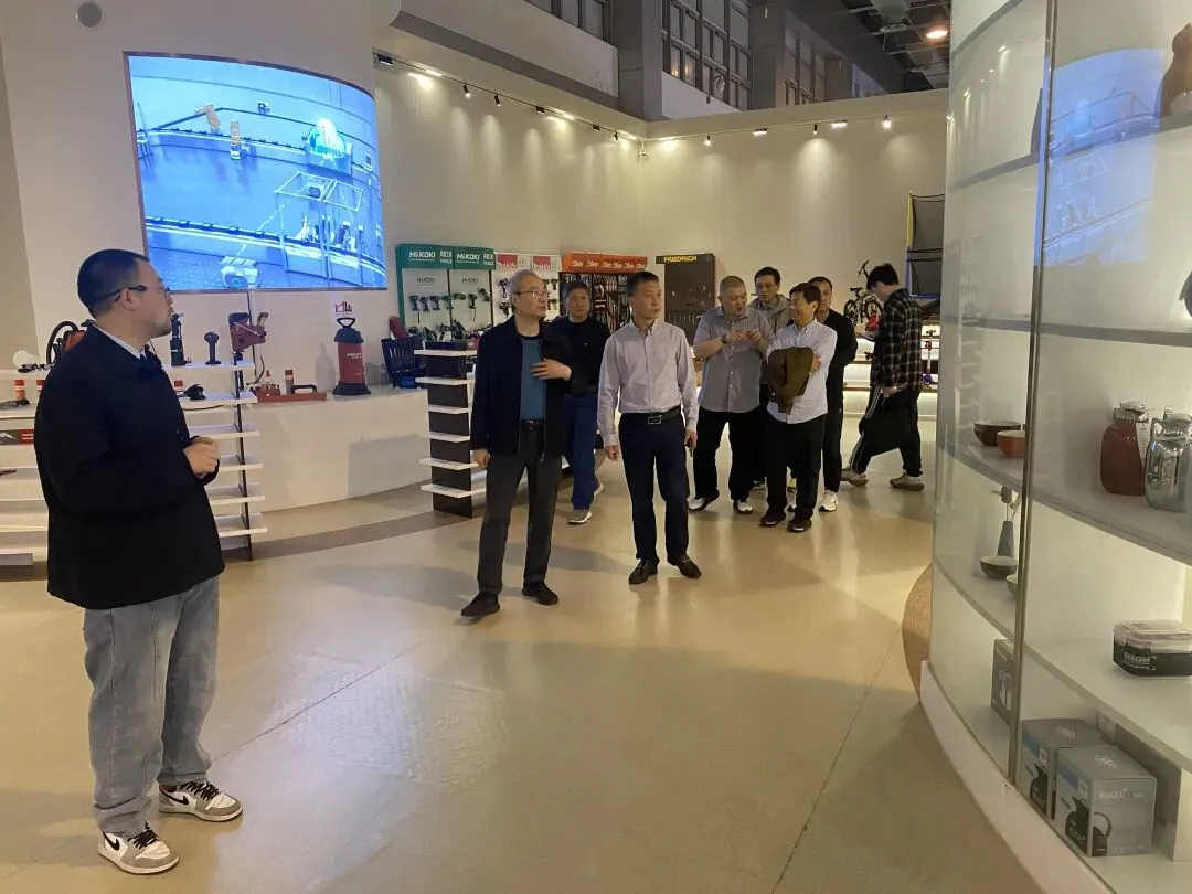 金华市咨询委赴永考察调研专业市场转型升级工作