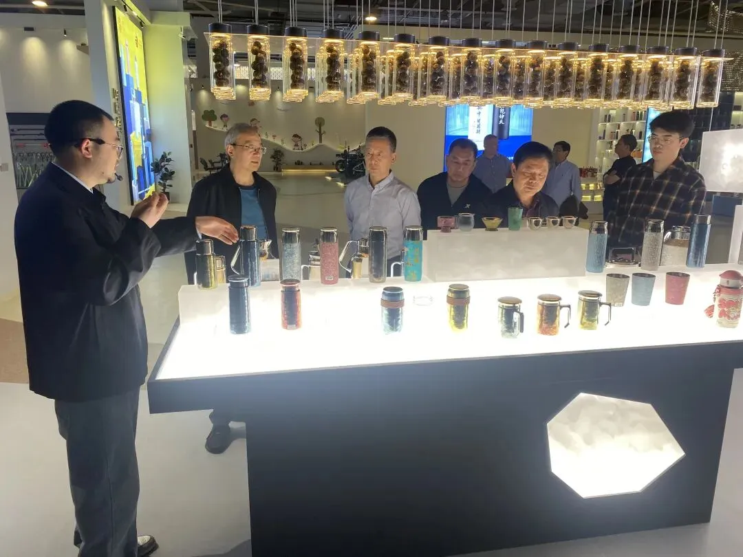 金华市咨询委赴永考察调研专业市场转型升级工作