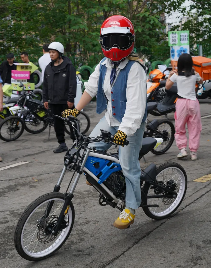 用AI重启电动车销售新模式,宗申森蓝这场重庆推介会有点“不一样”