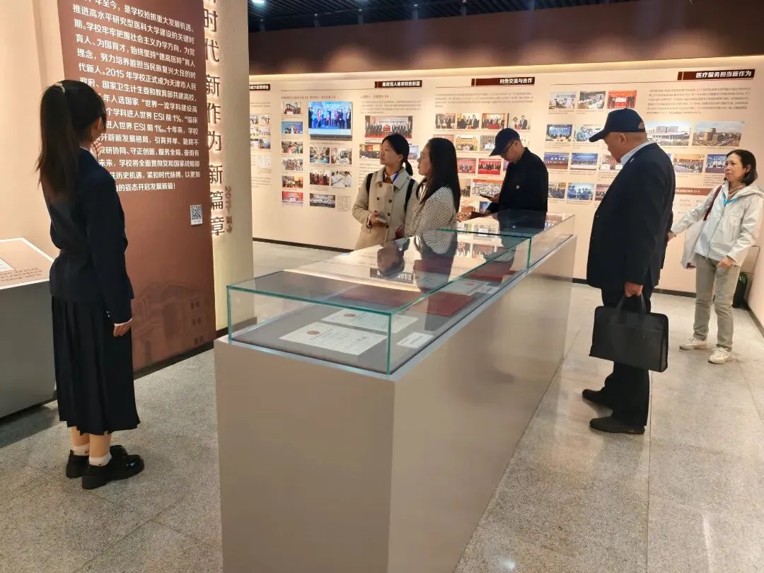 回应市场之需,守护就医温度——我校首期陪诊师培训班举行结业仪式