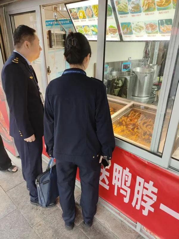 严守网络餐饮安全关|太姥山市场监督管理所开展食品安全专项检查